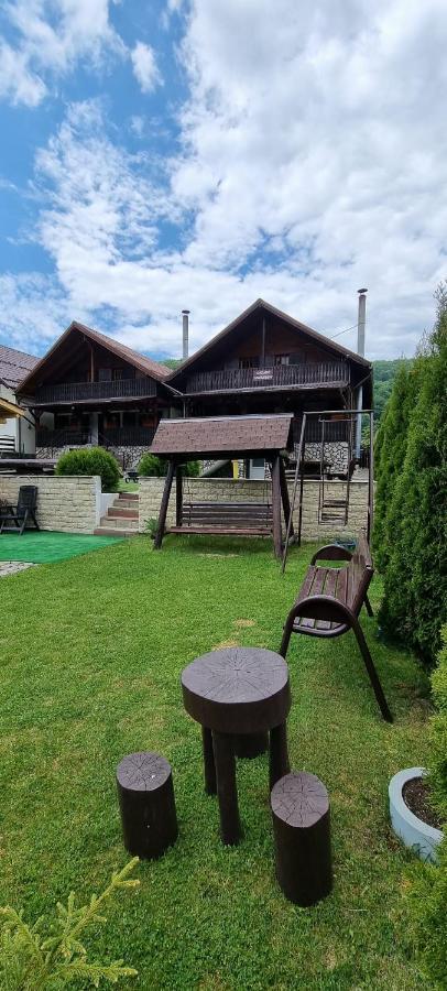 Freemont Villa Braşov Exteriör bild